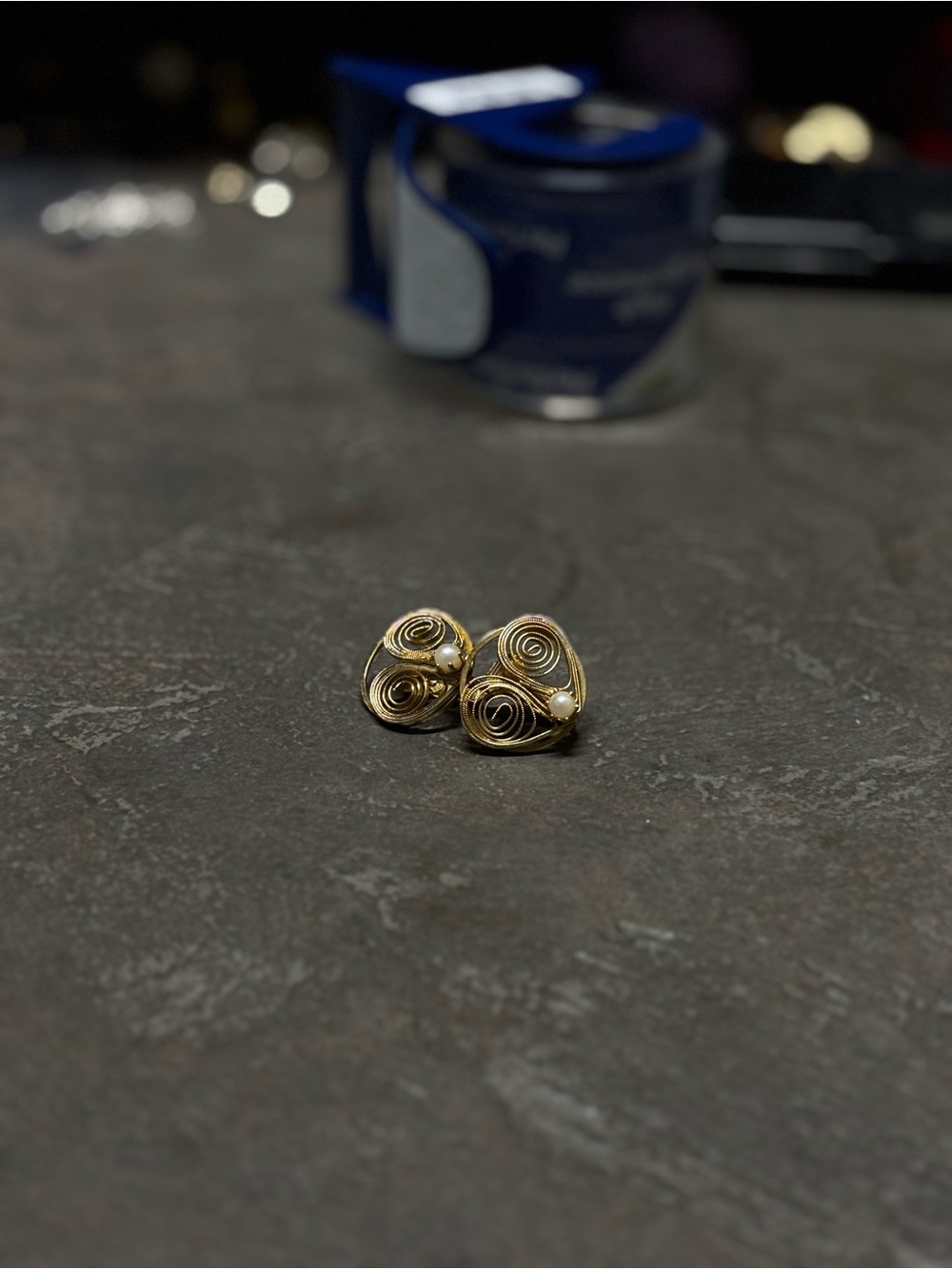 Vintage Gold Spiral Wire Pearl Accent Clip On Earrings - Women Jewelry